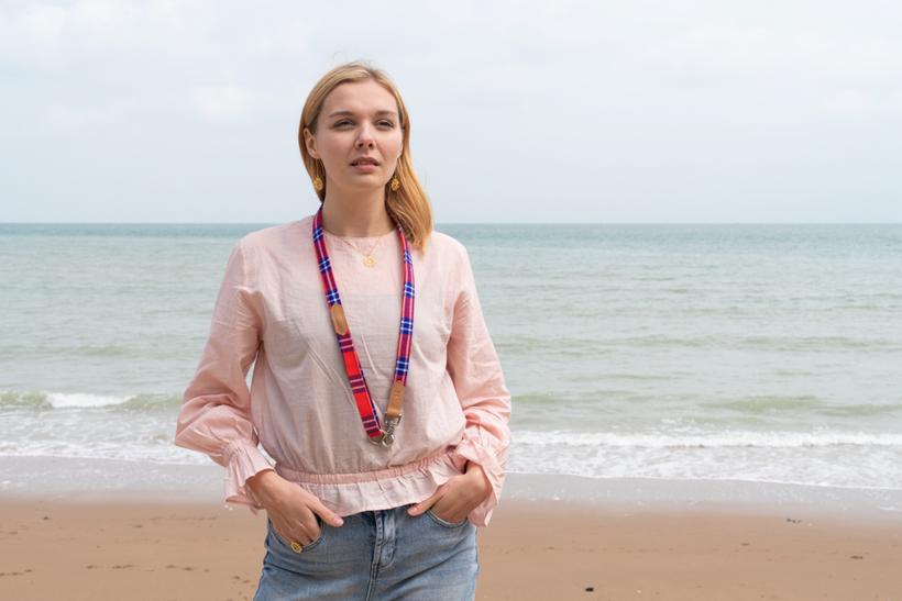 Hiro and Wolf Shuka Red Classic Lead