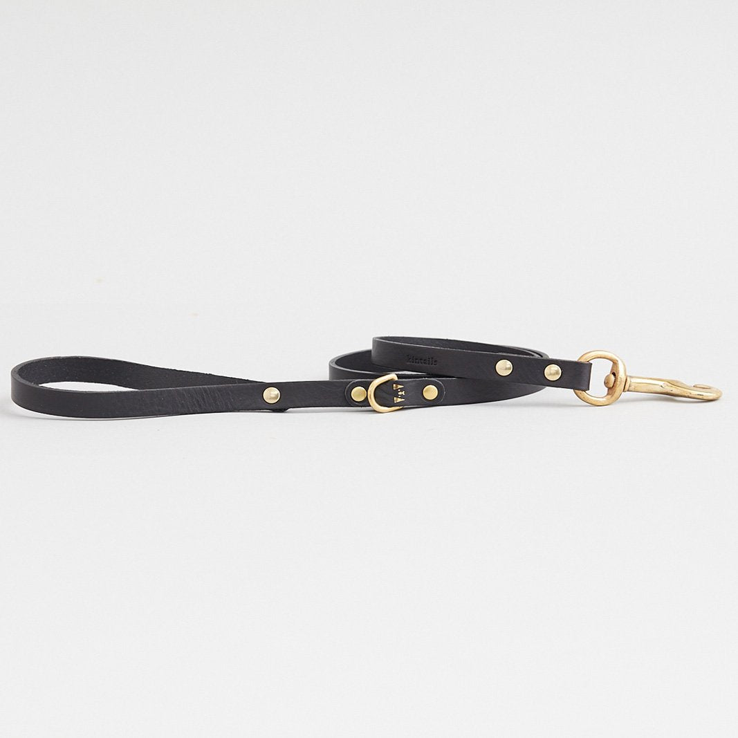Kintails Skinny Black Leather Lead